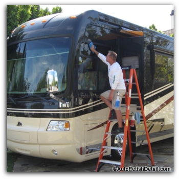 cleaning and detailing RV while finishing with cleaning the windows cleaning and waxing rv with rv cleaner wax