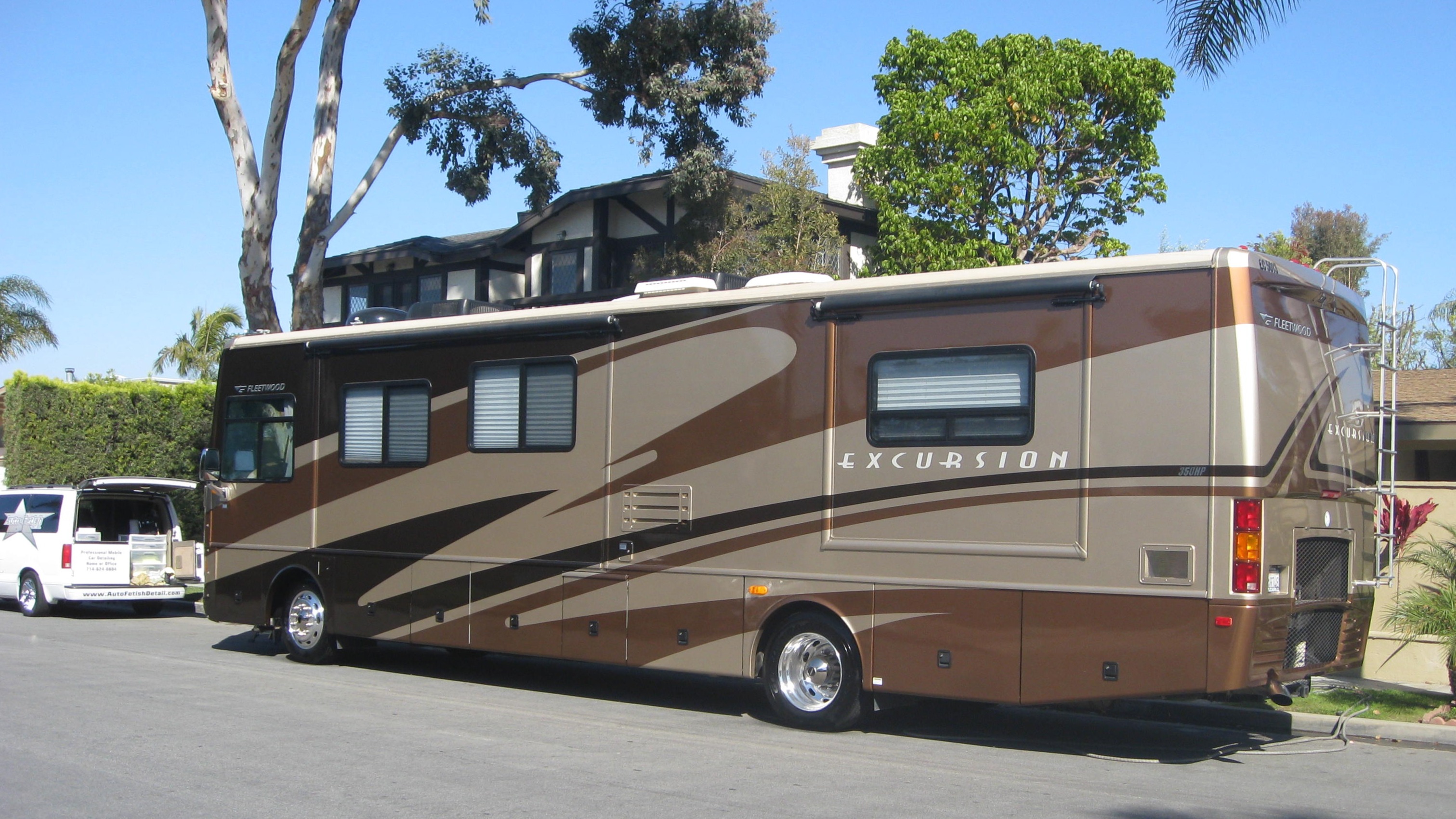 excursion full body paint RV