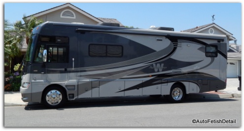 winnebago adventurer RV